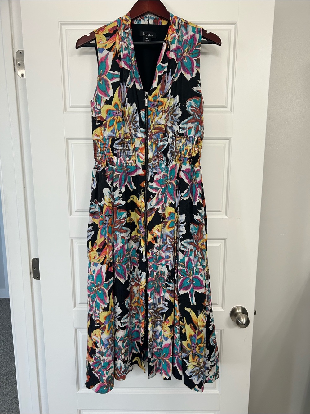 Nicole Miller Black Floral Sleeveless Midi Dress with Zip-Front and Pockets - S